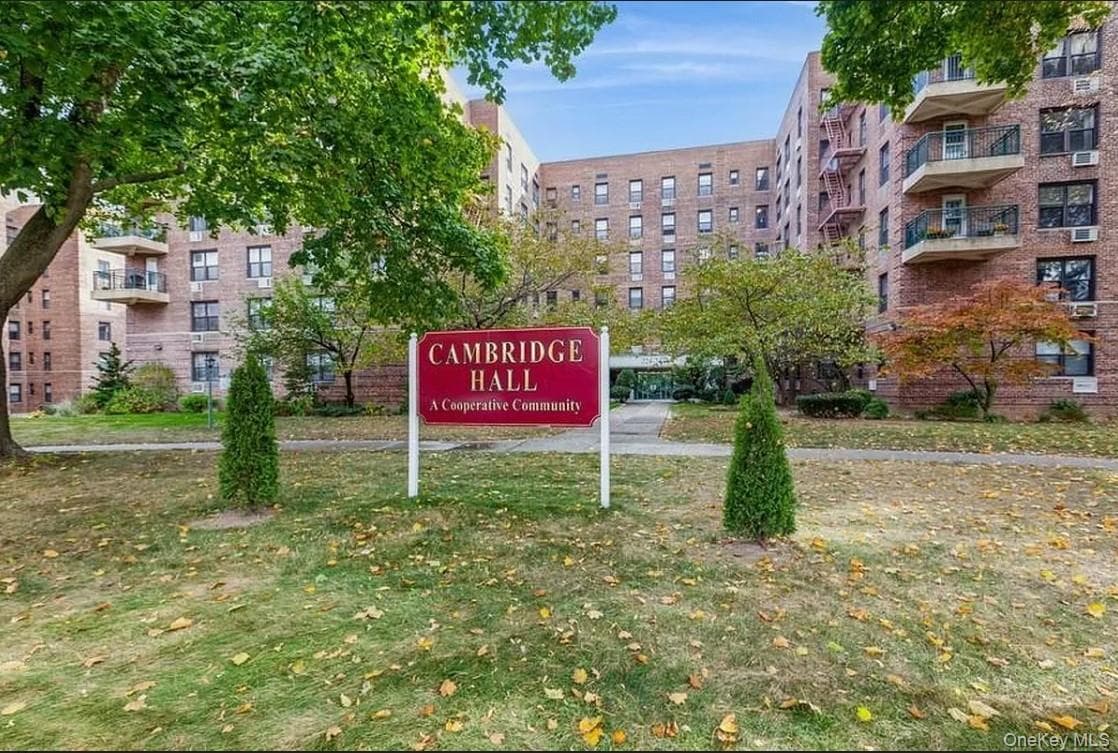 8035 Springfield Blvd Unit 1B